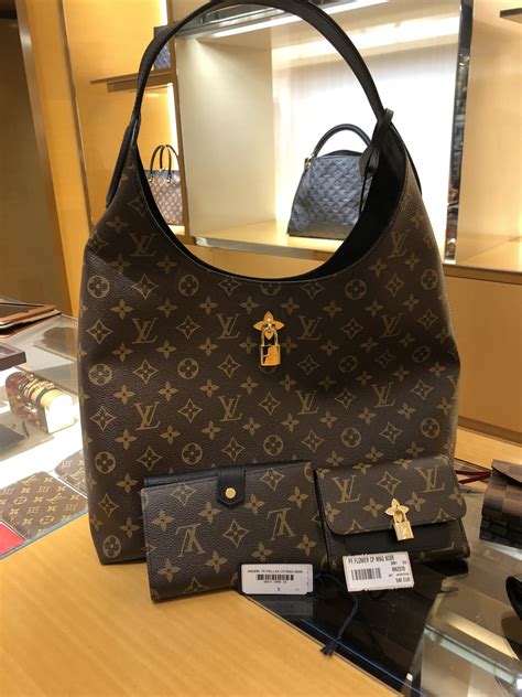 how much are louis vuitton purses in paris|louis vuitton paris store website.